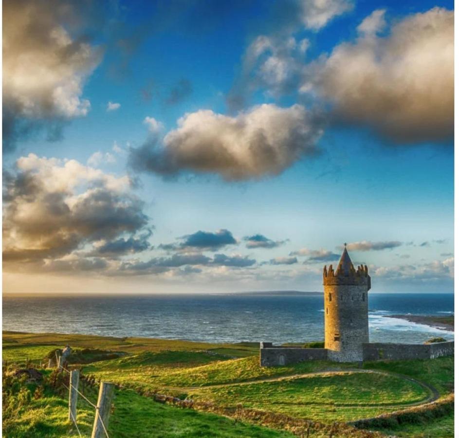 Lanelodge Doolin Village Eksteriør billede